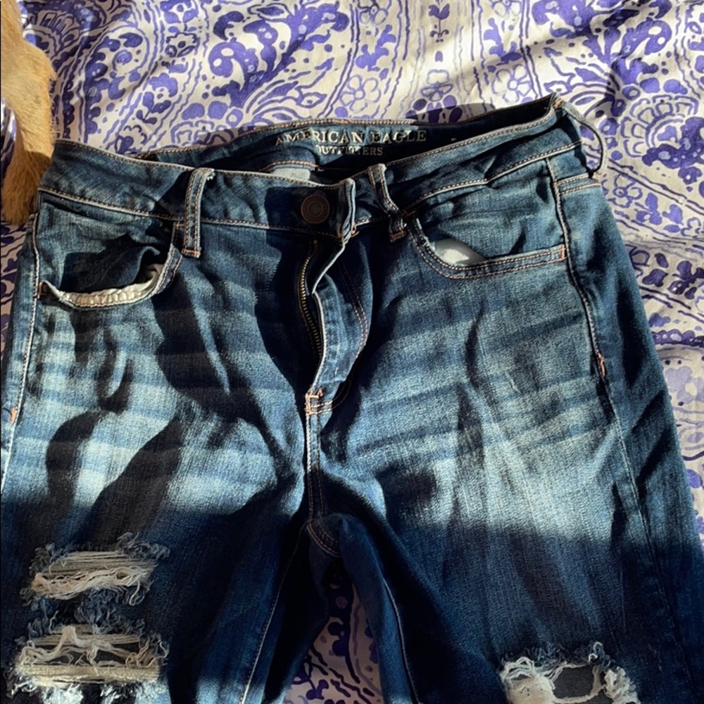 Size 12 Long AE distressed skinny jeans
